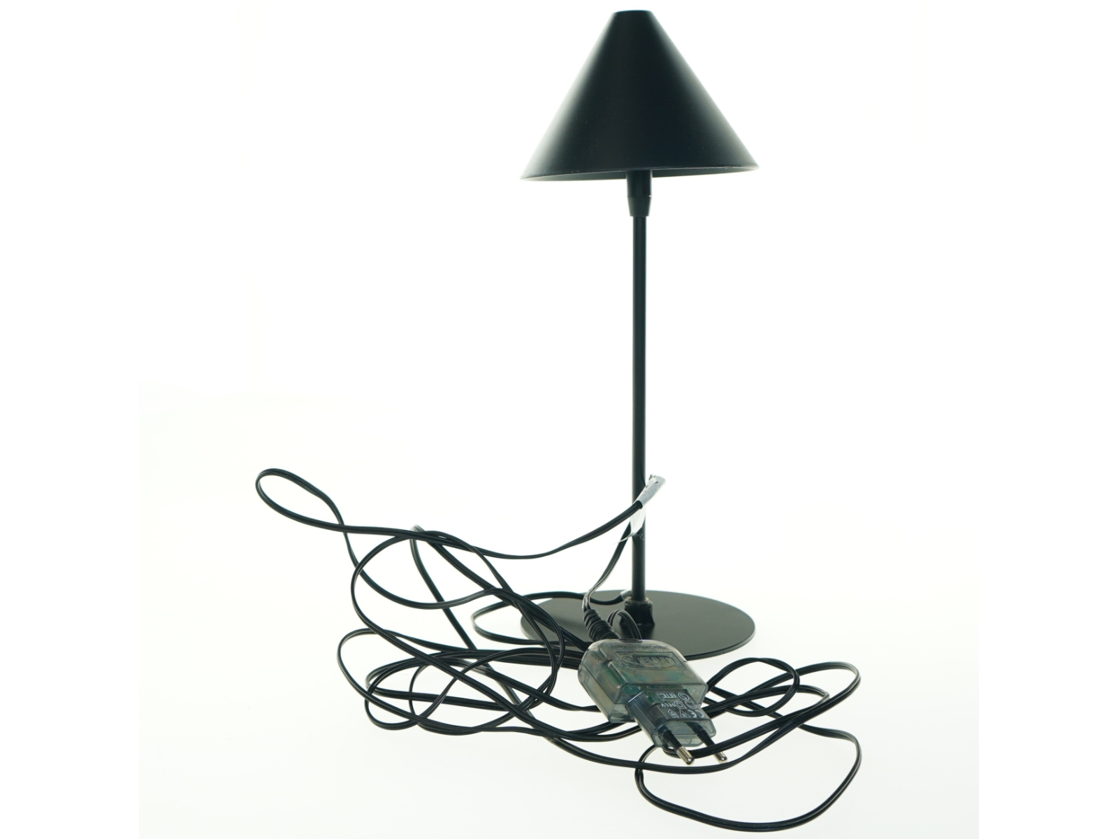 Sort bordlampe fra IKEA (str. 30 cm)