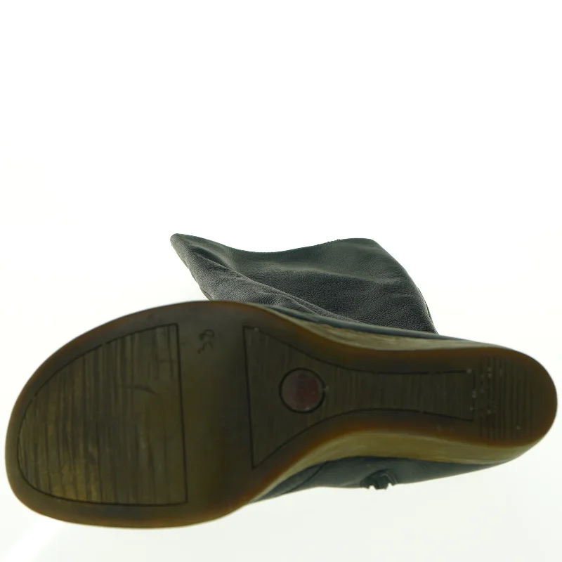 Sorte læderstøvler fra Camper (str. 38)