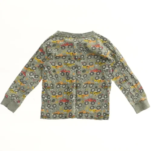 Langærmet bluse med biler (str. 104)