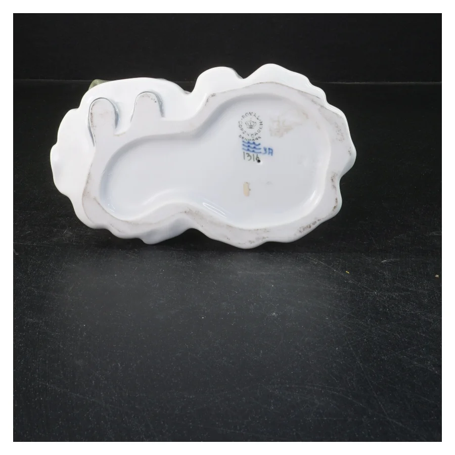 Porcelænsfigur af to amagerpiger fra Royal Copenhagen (str. 19x17 cm)