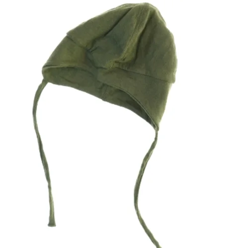 Grøn babyhue med bindebånd fra Joha (str. 1-2 år )