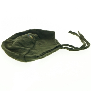 Grøn babyhue med bindebånd fra Joha (str. 1-2 år )