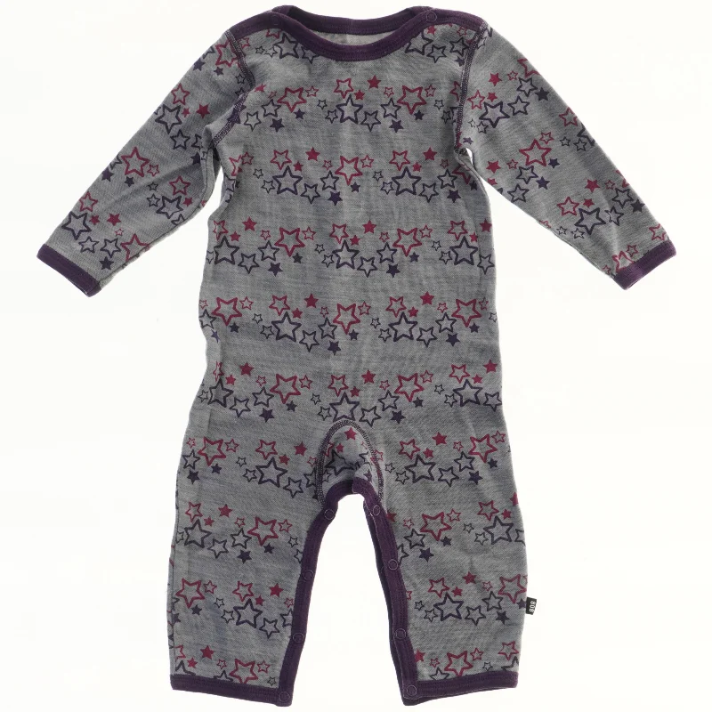 Heldragt med stjernemønster fra 808 (str. 74)