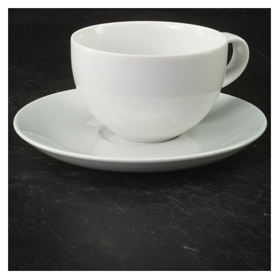 Kaffekop med underkop (str. 6 x 13,5. cm)