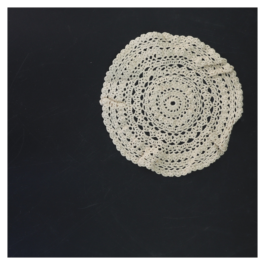 HåndHæklet bordskåner (str. Ø 17 cm)
