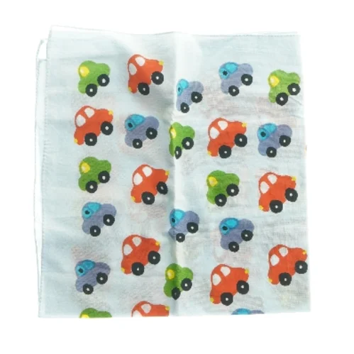 Børnetørklæde med bilmotiv (str. 56x52 cm)
