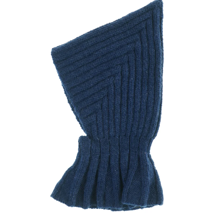 Strikket halsedisse (str. 35x19 cm)