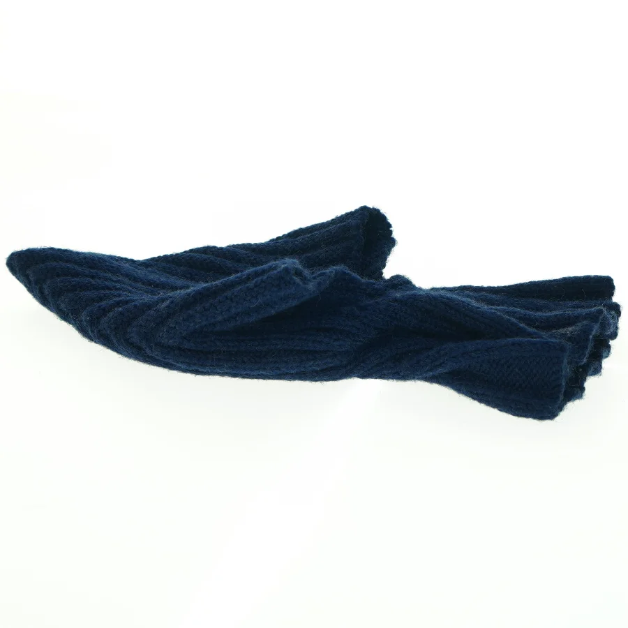 Strikket halsedisse (str. 35x19 cm)