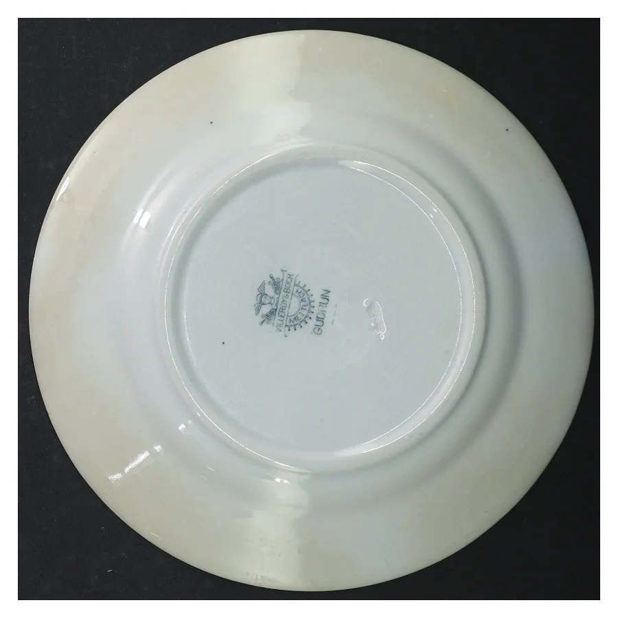 Porcelænstallerken med blomstermønster fra Villeroy & Boch (str. Ø. 22 cm)