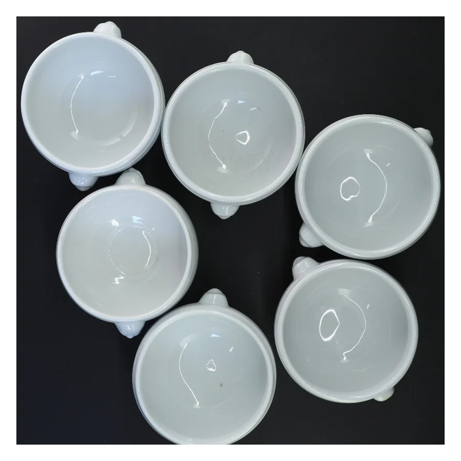 6 hvide skåle i porcelæn (str. Ø 11,5x9 cm)