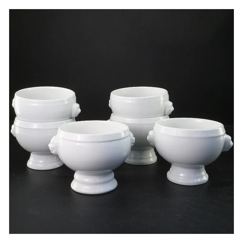 6 hvide skåle i porcelæn (str. Ø 11,5x9 cm)