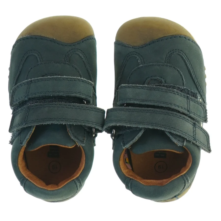 Børnesko med velcrolukning fra Bundgaard (str. 19)