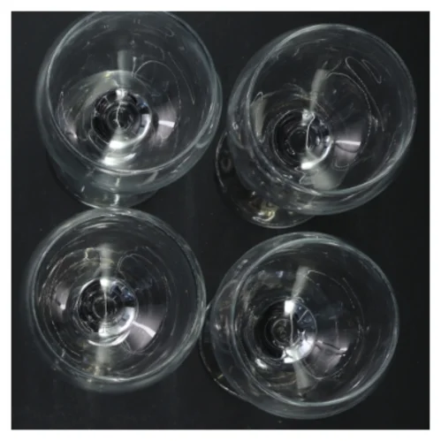 Gennemsigtige vinglas