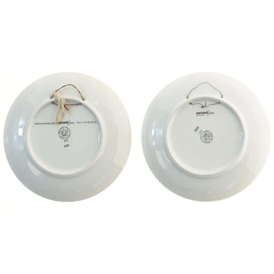 Dekorative tallerkener med sporvognsmotiver fra Bing Og Grøndal (str. Ø 18 cm)