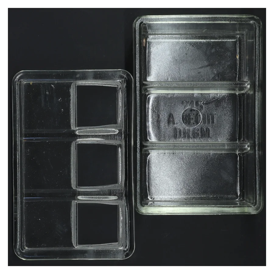 Glasbeholder med låg (str. 17x10,5 cm)