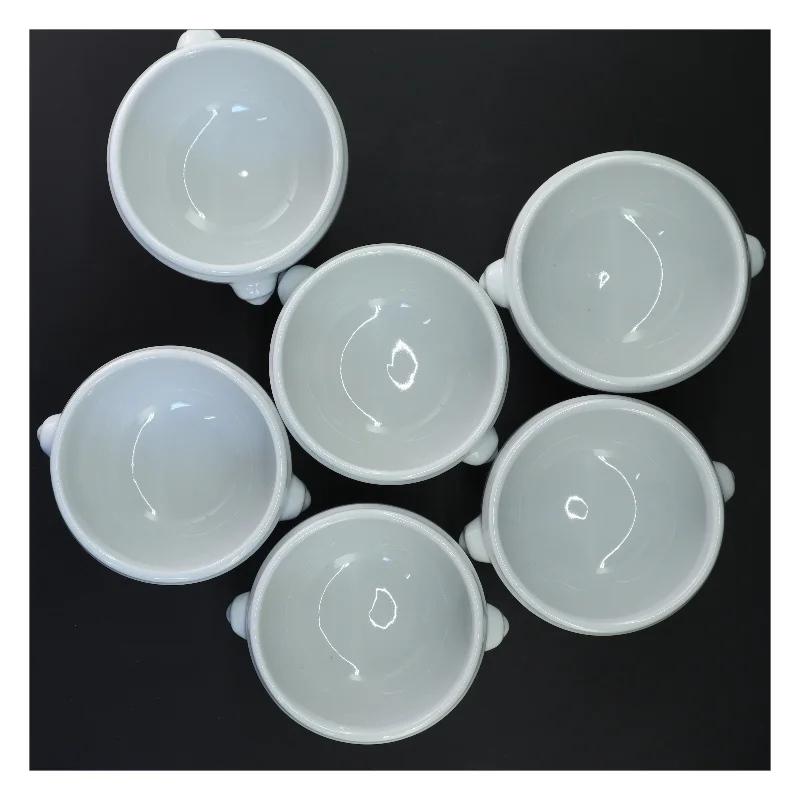 Sæt af seks hvide suppeskåle (str. Ø 11,5x9 cm)