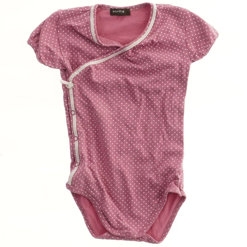 Kortærmet bodystocking med prikker fra Norlie (str. 86)