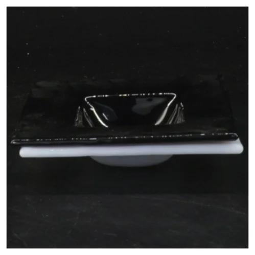 To firkantede glas skåle (str. 10x10 cm)