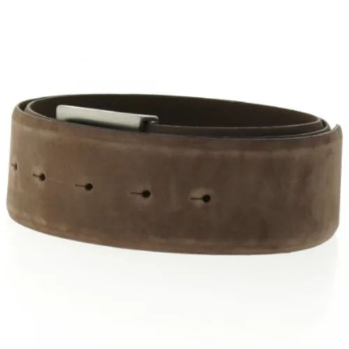 Brunt læderbælte (str. 85)