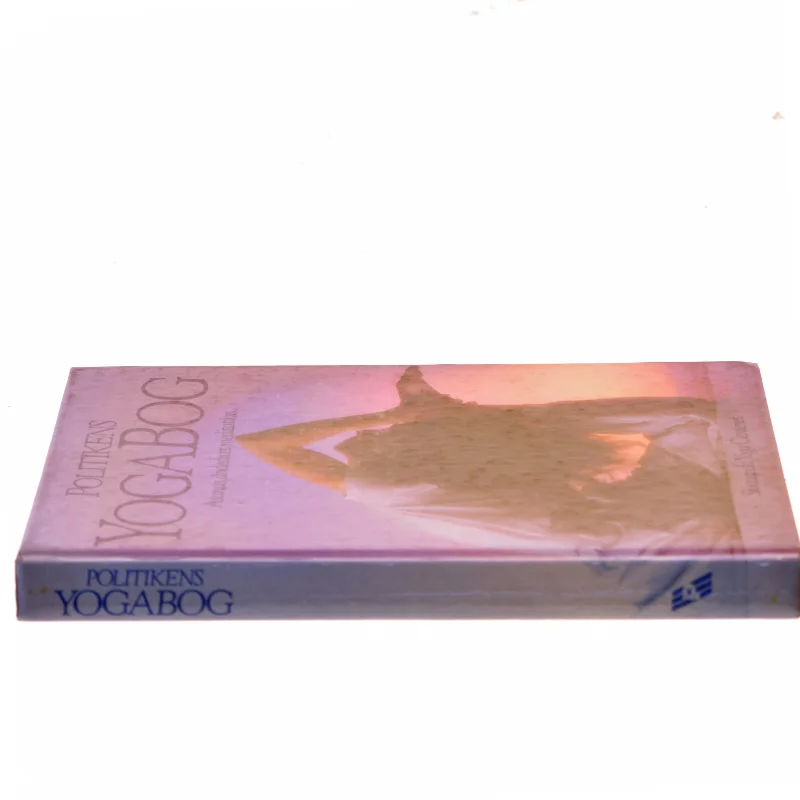 Politikens Yogabog af Lucy Lidell (Bog)
