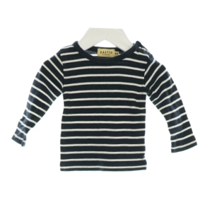 Bluse fra Bakito (Str. 62)