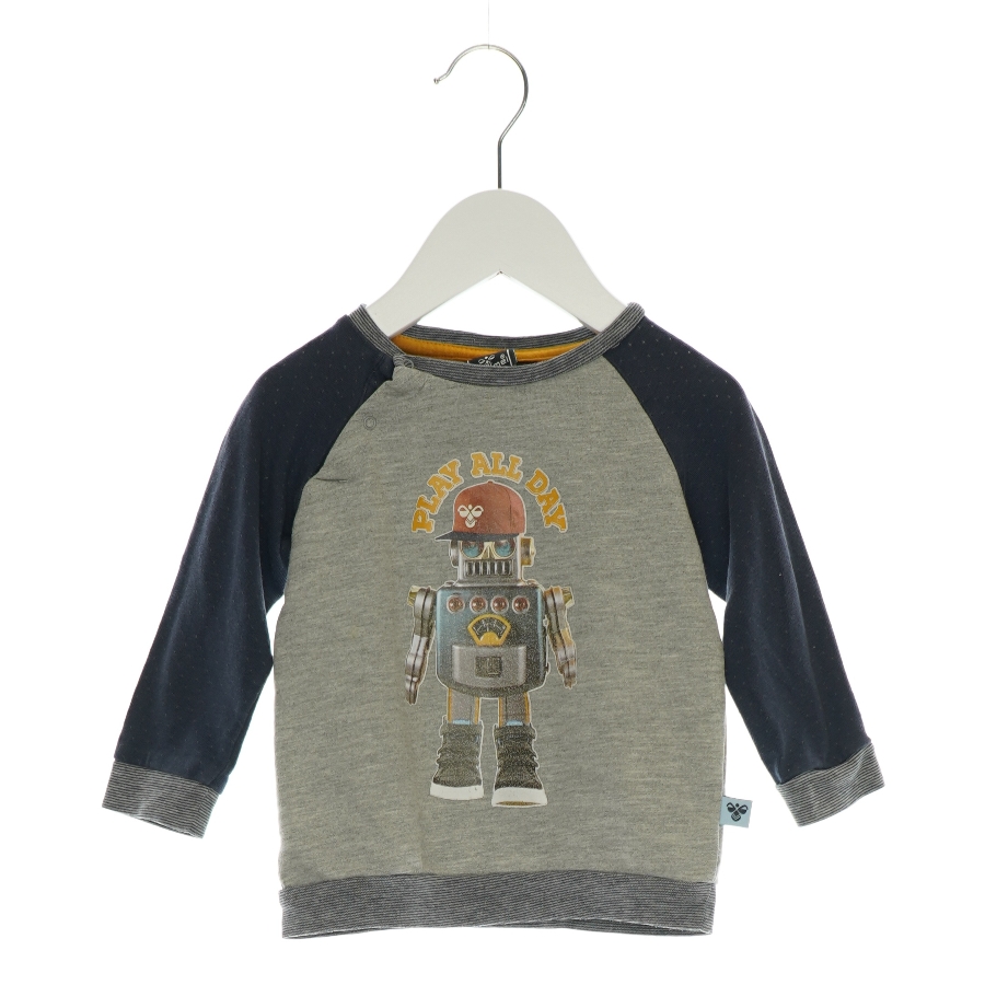 Langærmet bluse fra Hummel (str. 80)