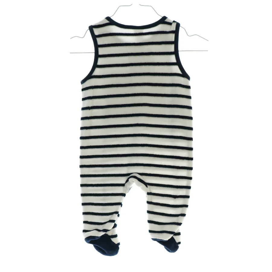 Buksedragt fra Baby Club (str. 62)