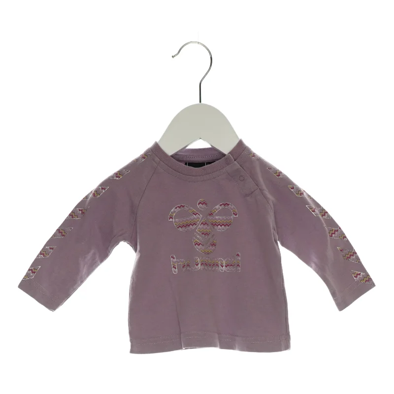 Langærmet bluse fra Hummel (str. 62)