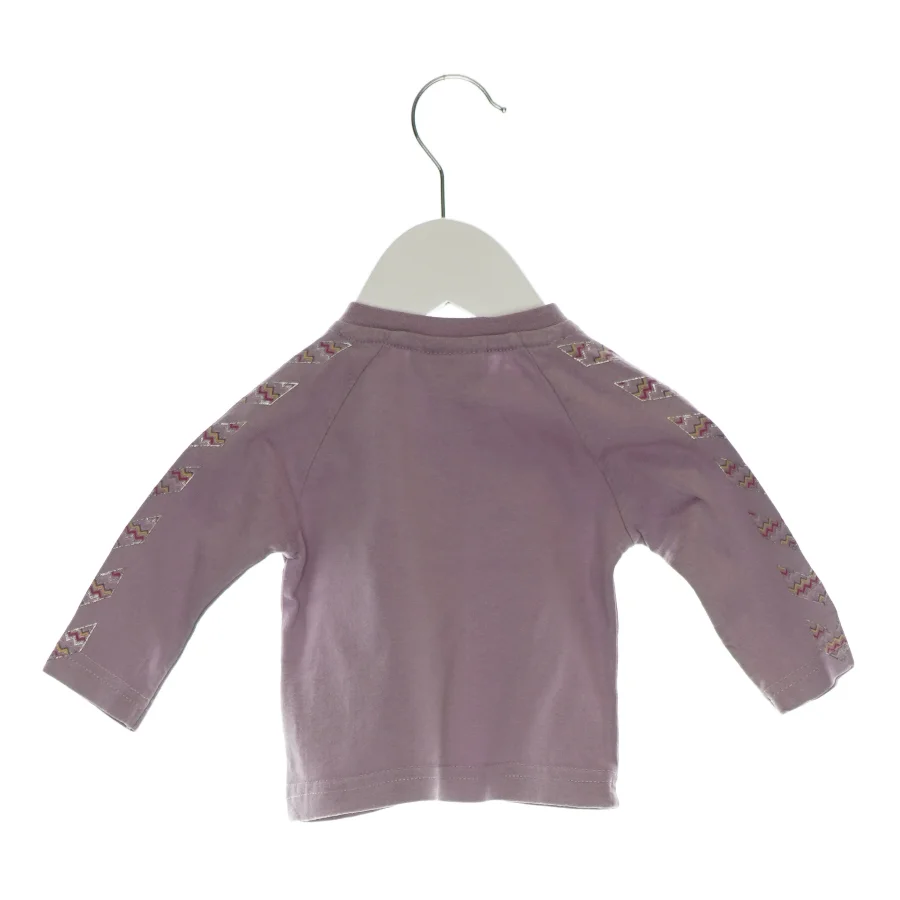 Langærmet bluse fra Hummel (str. 62)