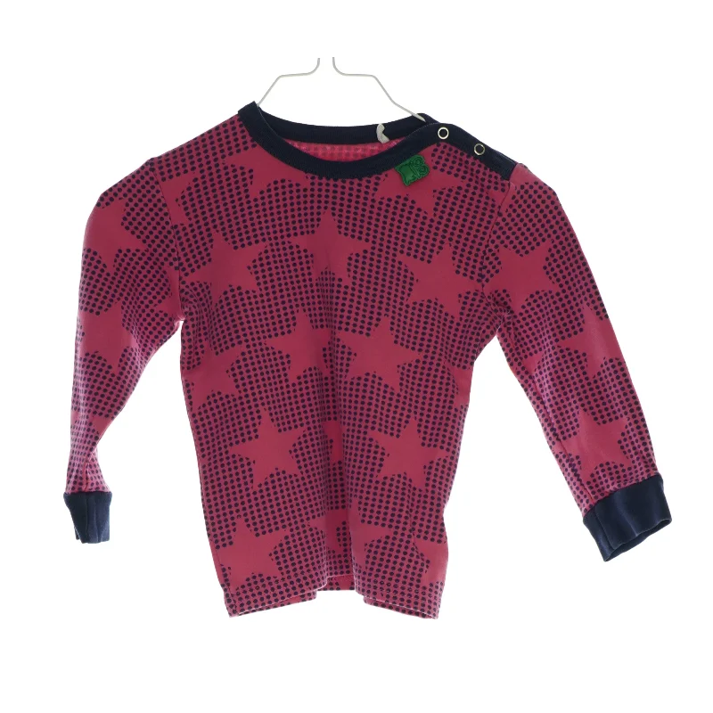 Bluse fra Freds World (str. 86)