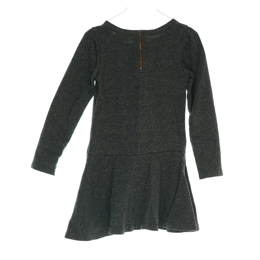 Kjole fra Pomp de Lux (str. 116)