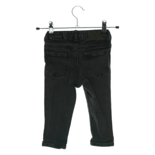 Bukser fra H&M (str. 80)