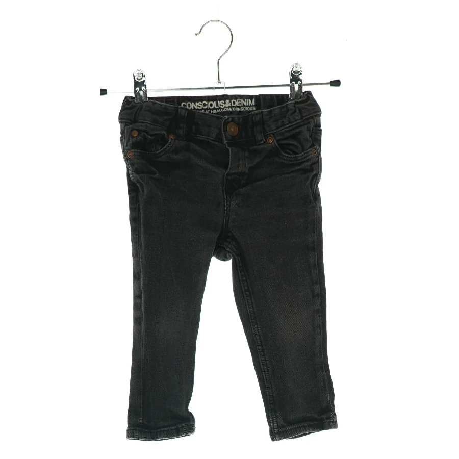 Bukser fra H&M (str. 80)