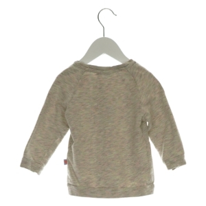 Sæt med bluse og bukser fra Hummel (Str. 92)