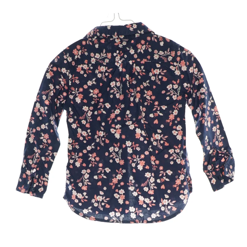 Skjorte fra Dopo Dopo (str. 98)