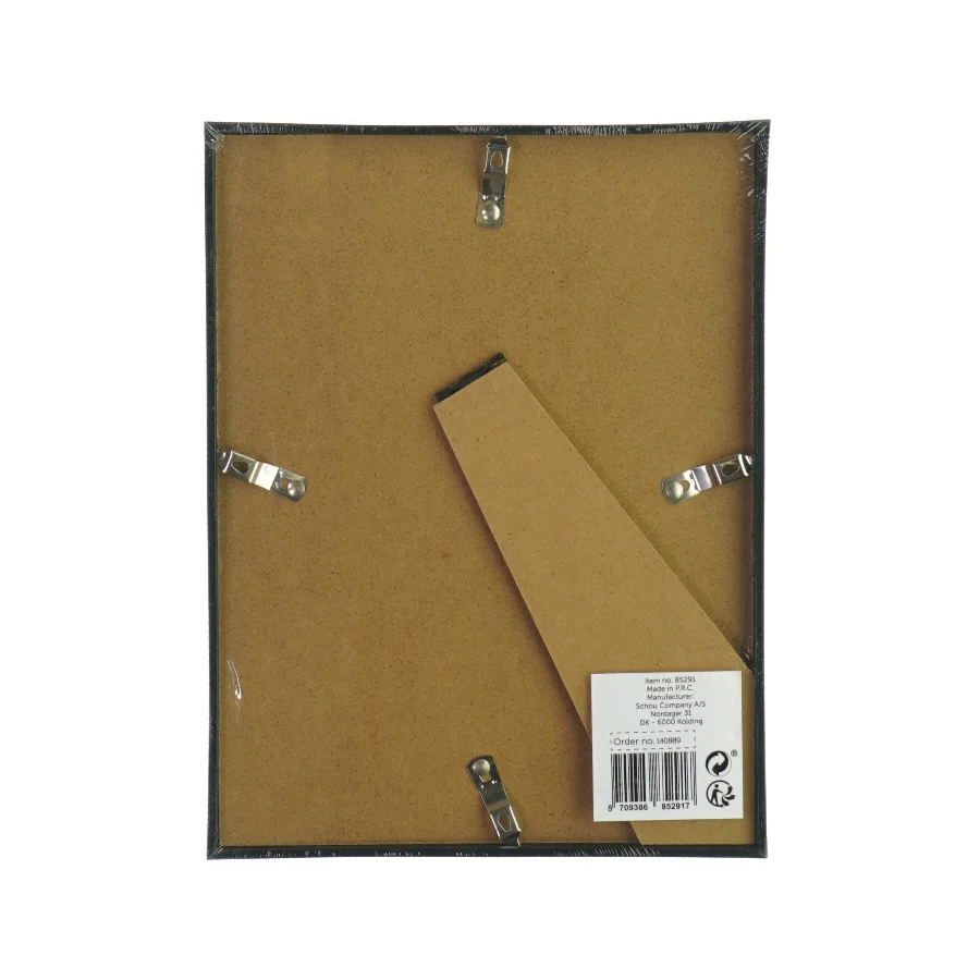 Sort billedramme fra Ukendt (str. LB: 18x24 cm)