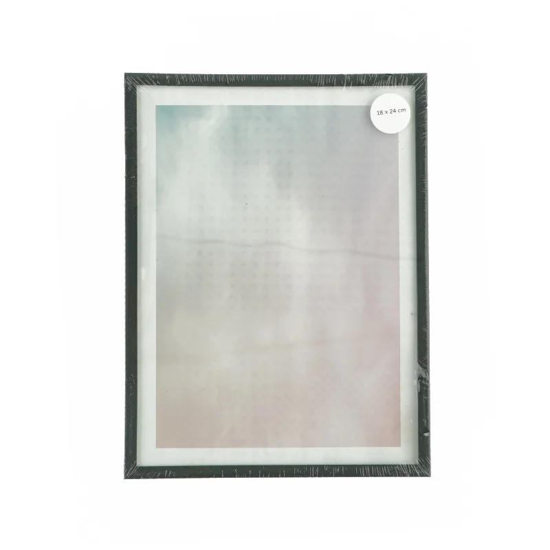 Sort ramme (18x24cm). Uåbnet