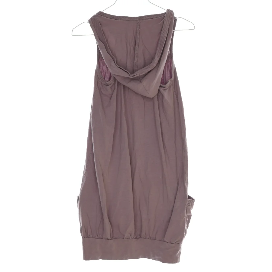 Kjole fra Pretty Sille (str. 140)