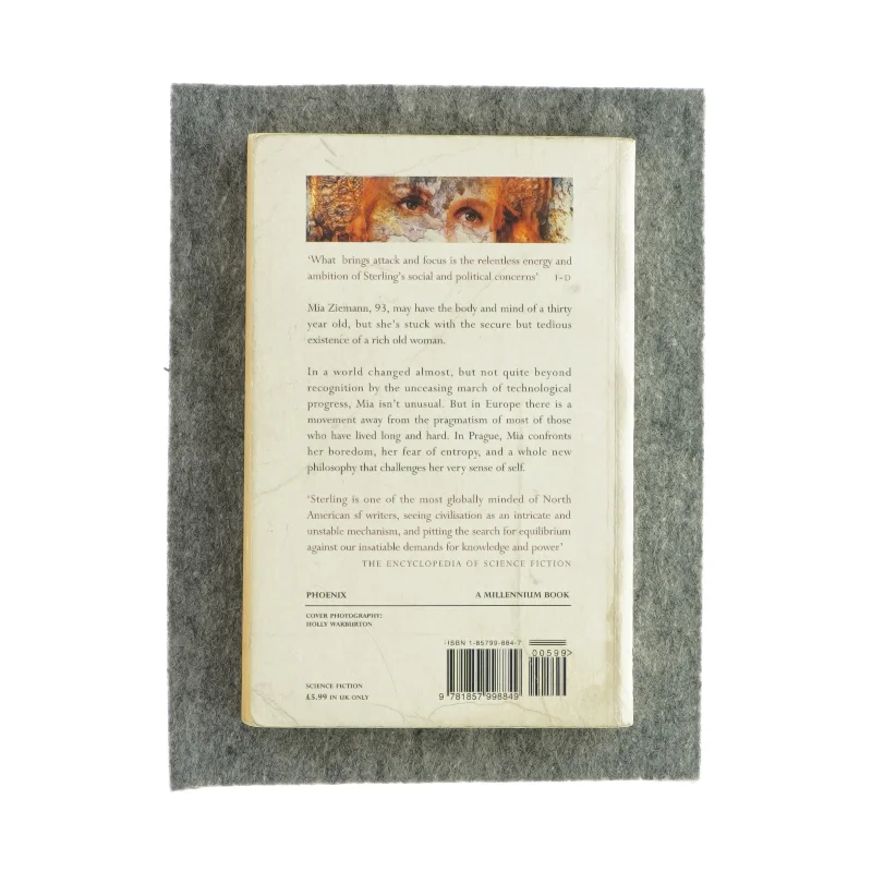 Holy fire af Bruce Sterling (Bog)