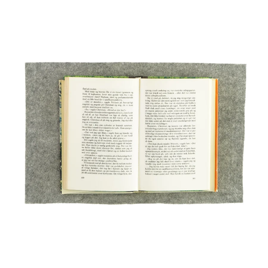 Døden holder aldrig ferie af Frits Remar (Bog)