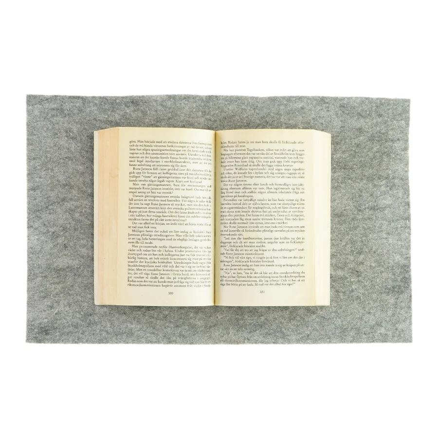 En medborgare möjd över varje misstanke (bog)