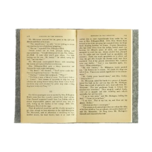 Singing in the shrouds af Ngaio Marsh (bog)