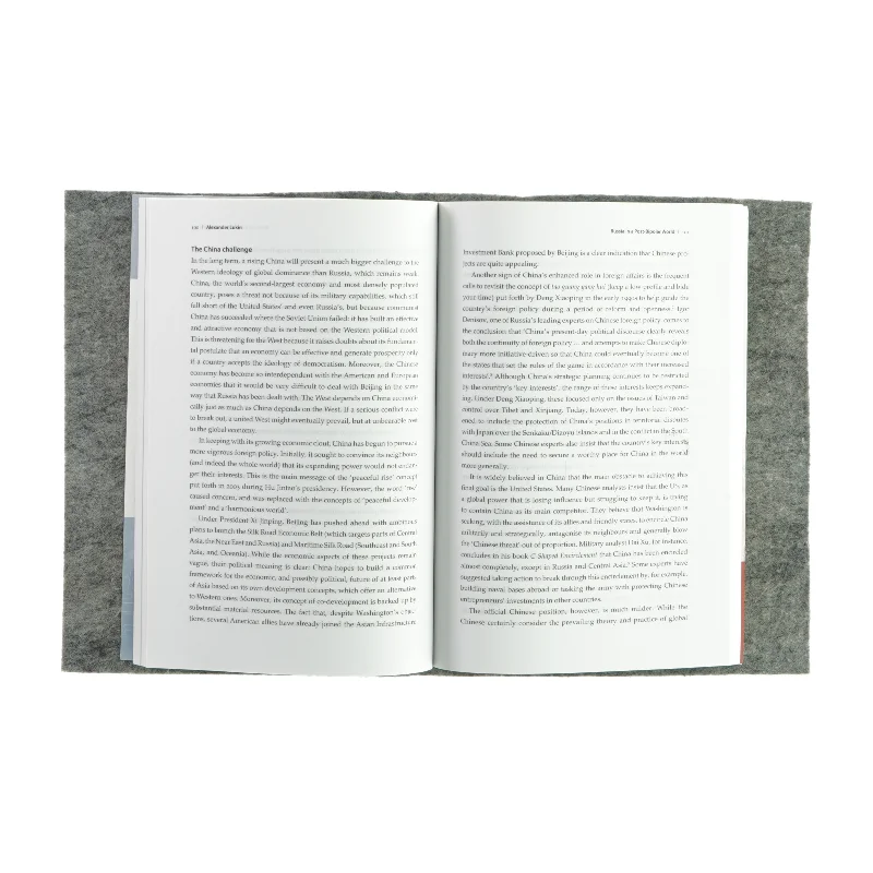 Survival - The darkness online (Bog)