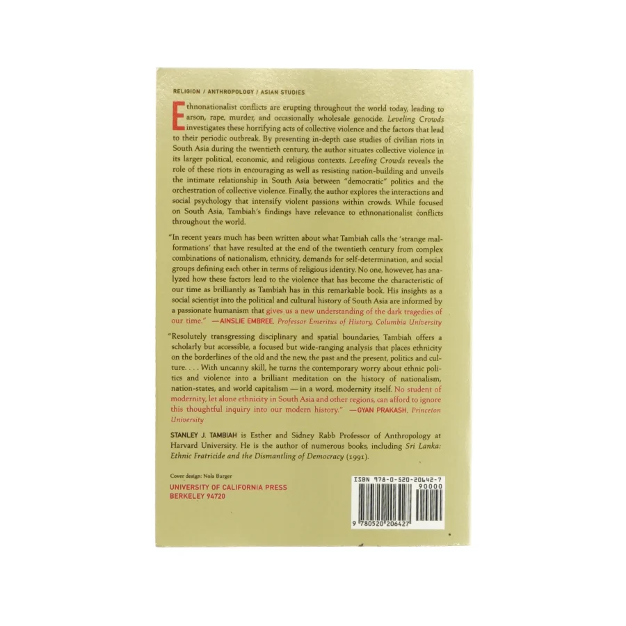 Leveling crowds af Stanley J. Tambiah (bog)