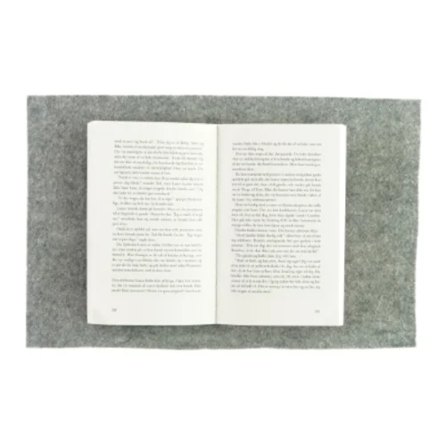 Fashionista, Laura af Sarra Manning (bog)