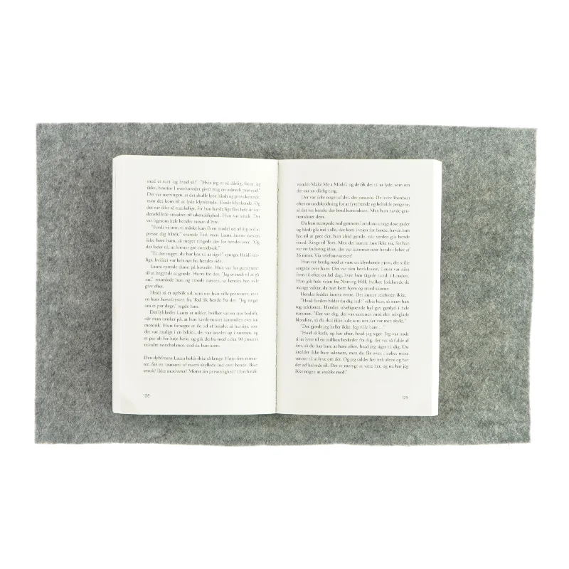 Fashionista, Laura af Sarra Manning (bog)