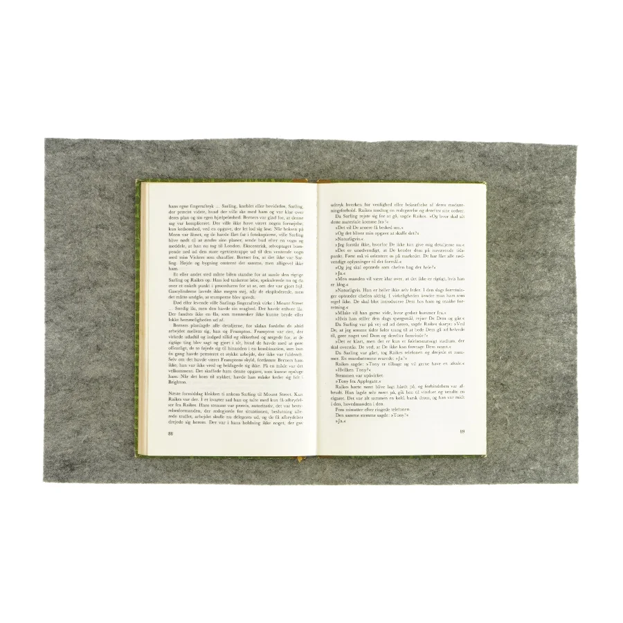 Den enes død af Victor Canning (bog)