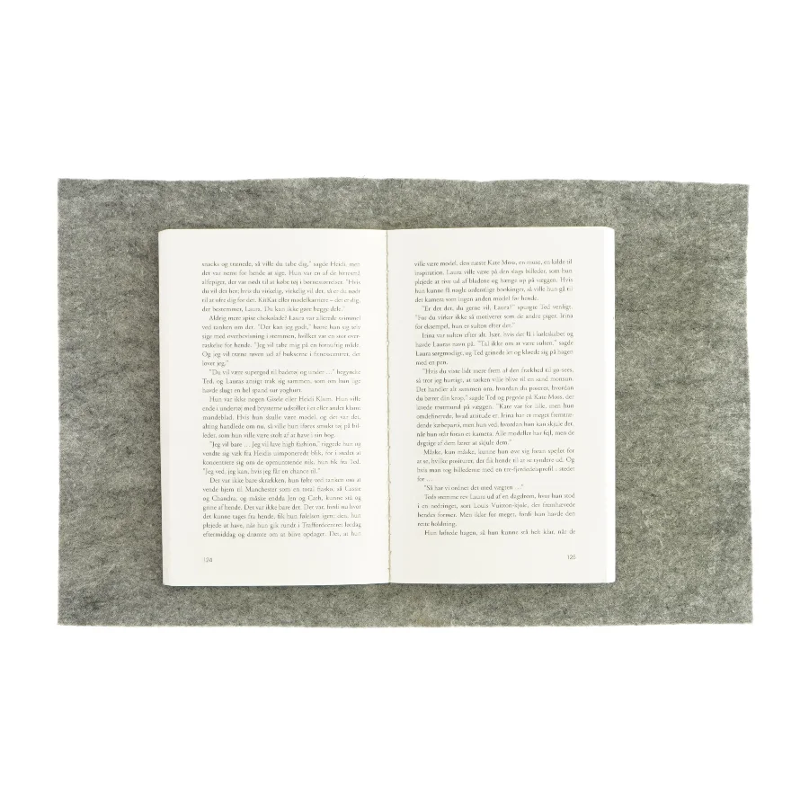 Fashionista Laura af Sarra Manning (bog)