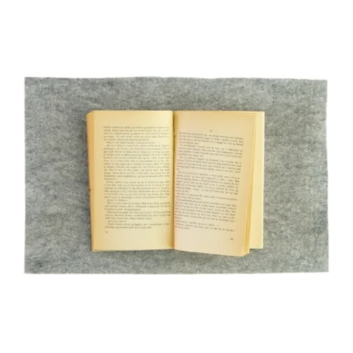 De vrede bjerge af Leon Uris (Bog)