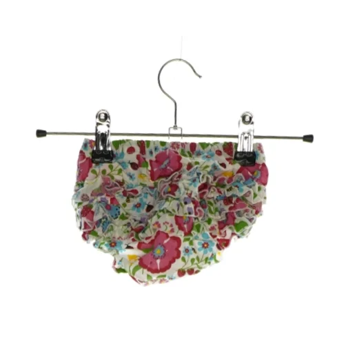 Badebukser fra H&M (str. 68)